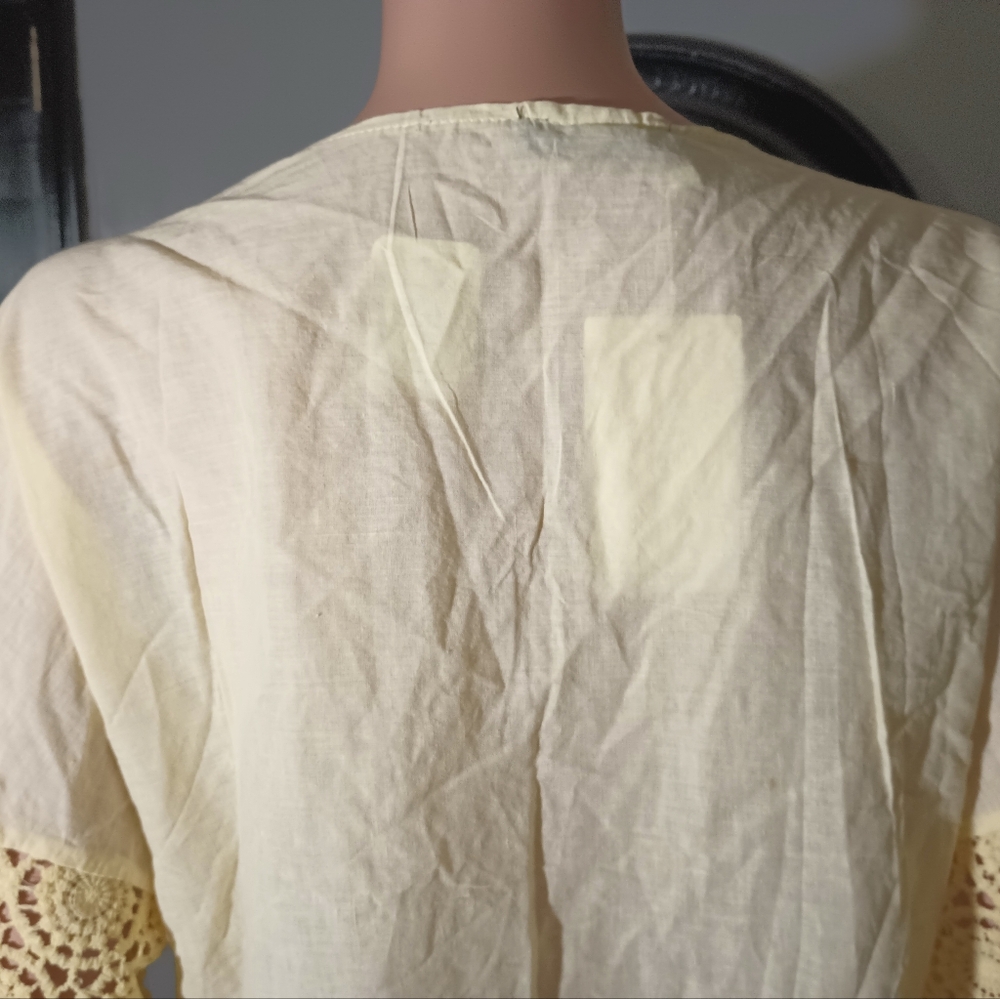 Blouse - Picture 10 of 14